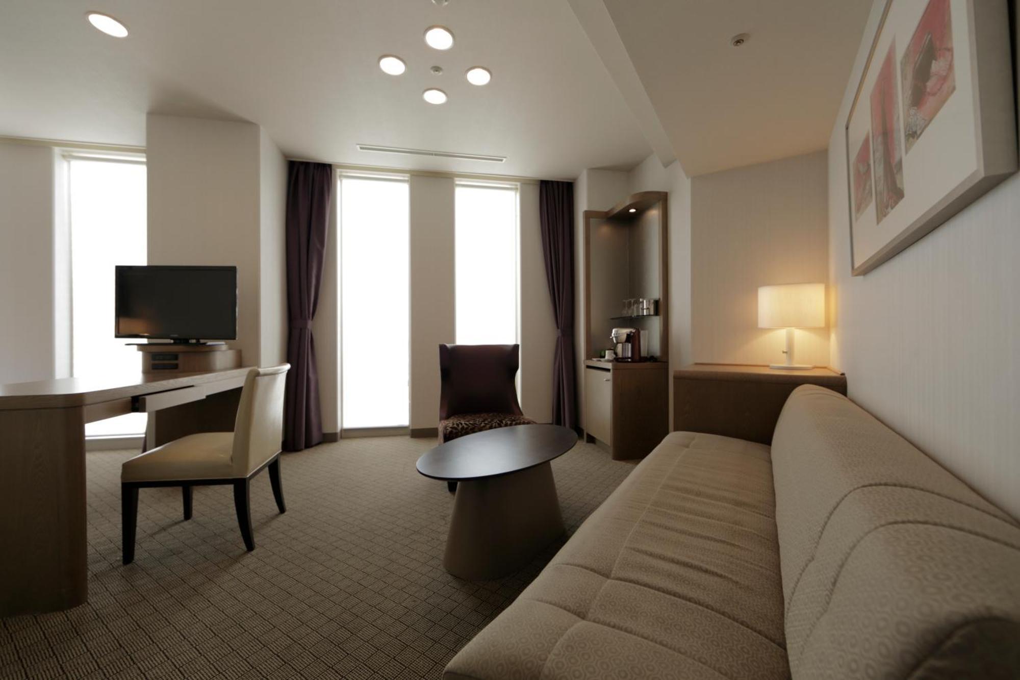 Deluxe Twin Room - Non-Smoking,1695322034:JPEG